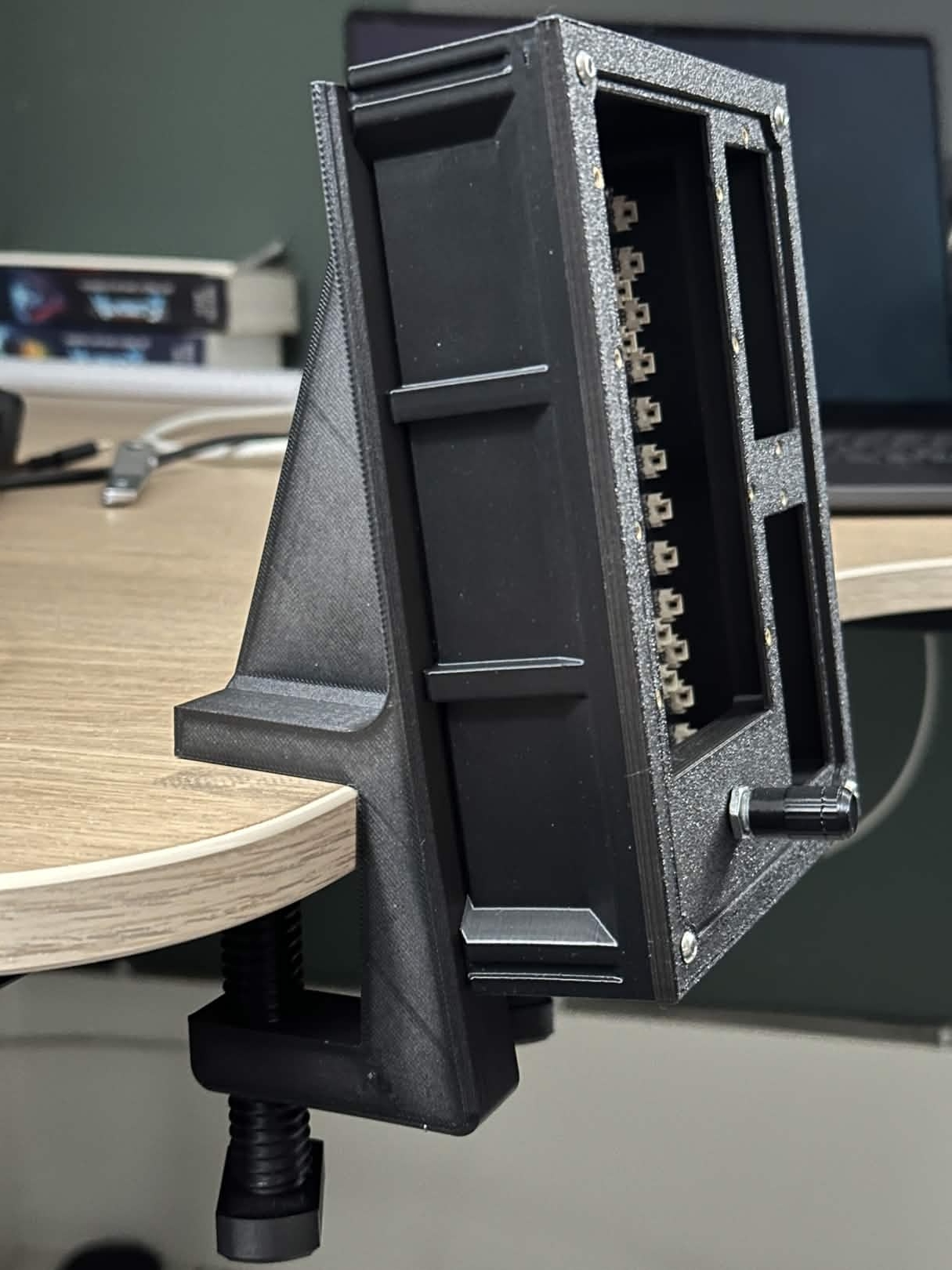 Table clamp on desk